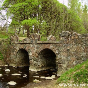 Мост через реку Карость